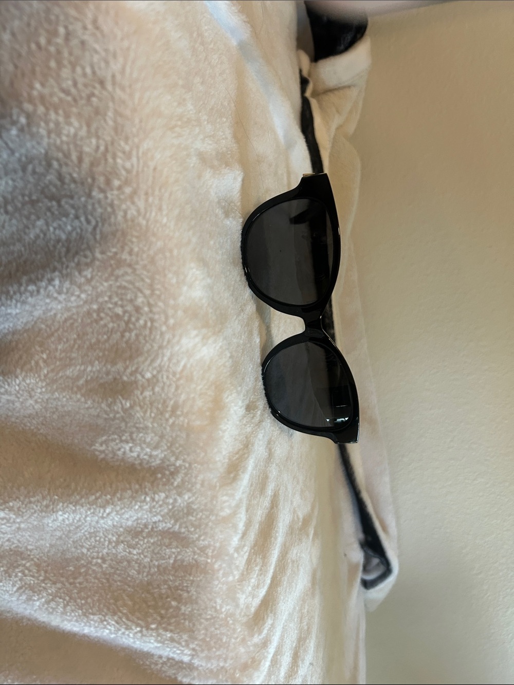 Panama Jack Black Oversized Women's Sunglasses